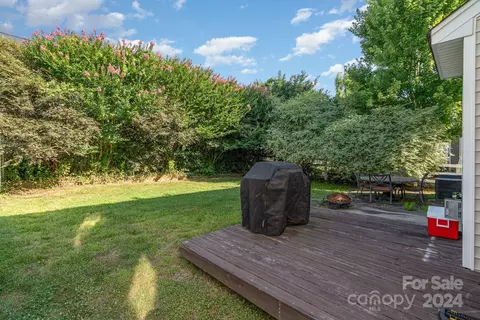 Exterior - 3367 Streamside Dr, Davidson, NC 28036 photo 4 of 5