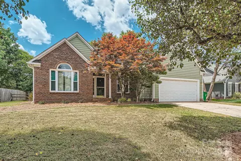 11829 Hookston Ln, Charlotte, NC 28273