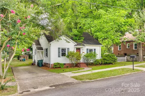 403 Woodlawn Ave, Gastonia, NC 28052