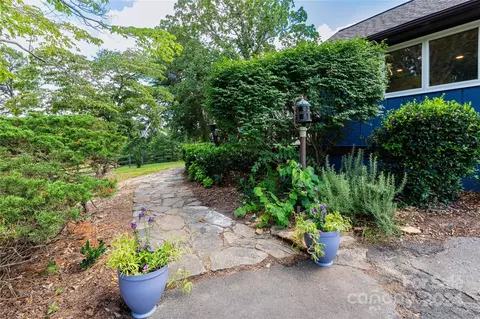 Exterior - 571 Bill Holbert Rd, Tryon, NC 28782 photo 3 of 8