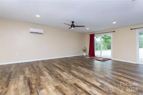 Living - 571 Bill Holbert Rd, Tryon, NC 28782 photo 3 of 3
