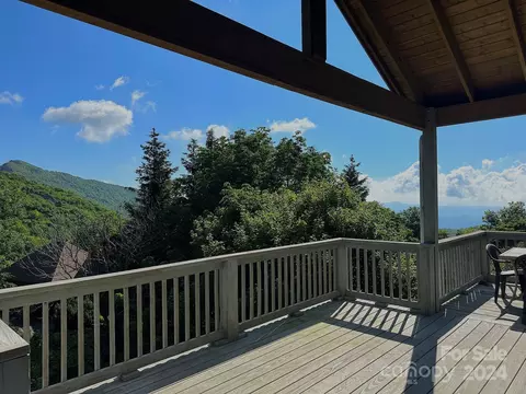 178 Windy Knob Trl, Seven Devils, NC 28604