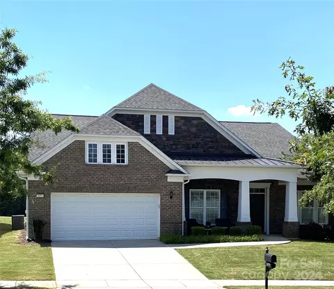 5070 Grandview Dr, Fort Mill, SC 29707