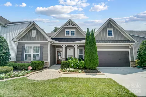 1609 Painted Horse Dr, Indian Trail, NC 28079