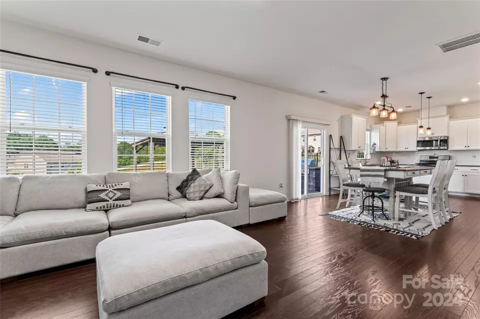  120 Mackinac Dr, Mooresville, NC 28117 photo 7