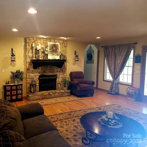 Living - 57 Sunshine Acres Dr, Sylva, NC 28779 photo 2 of 2
