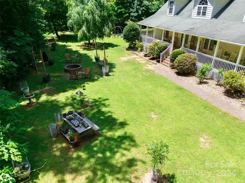 Exterior - 57 Sunshine Acres Dr, Sylva, NC 28779 photo 9 of 14