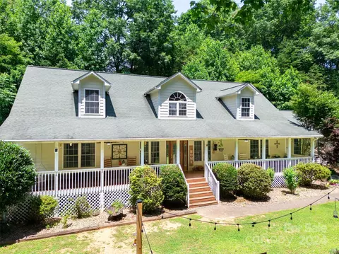 Exterior - 57 Sunshine Acres Dr, Sylva, NC 28779 photo 5 of 14
