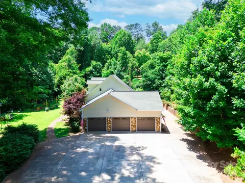 Exterior - 57 Sunshine Acres Dr, Sylva, NC 28779 photo 4 of 14