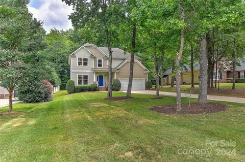 10611 Knox Ave, Matthews, NC 28105