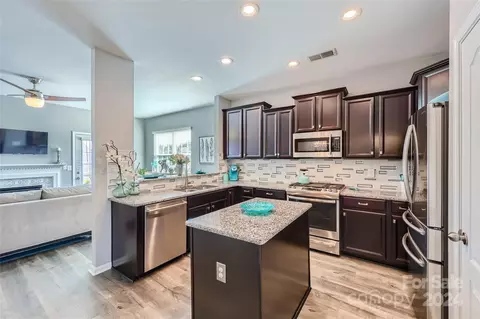 Kitchen - 19002 Lake Breeze Dr, Cornelius, NC 28031 photo 2 of 3