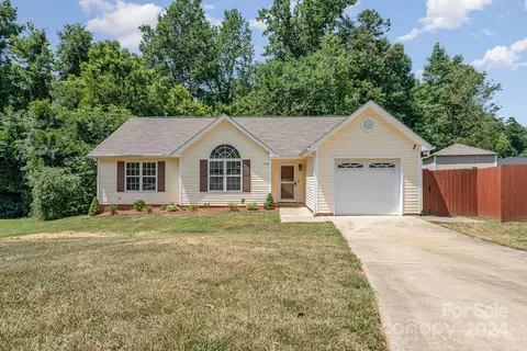 7238 Kavan Hunter Dr, Charlotte, NC 28214