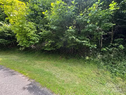 Goldenleaf 97-99 Road #97-99, Mars Hill, NC 28754