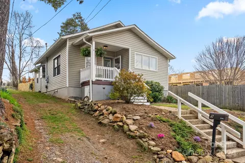 9 Hillside St, Asheville, NC 28801
