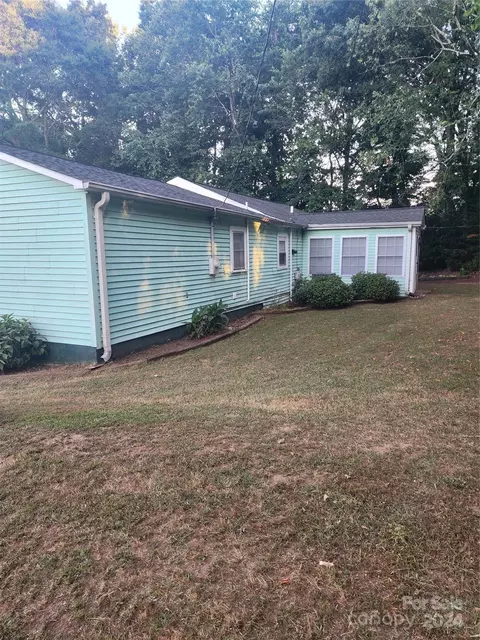 3004 Goble Rd, Hiddenite, NC 28636 photo 15