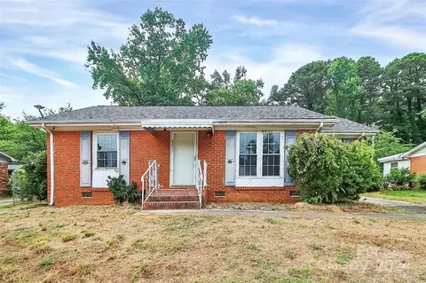 4823 Springview Rd, Charlotte, NC 28213