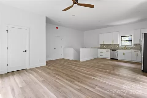 454 Hideaway Dr, Canton, NC 28716 photo 8
