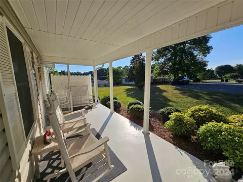 Exterior - 132 Willow Ct, Bostic, NC 28018 photo 2 of 6