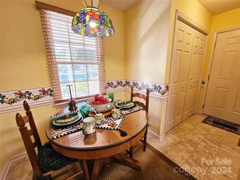 Dining - 132 Willow Ct, Bostic, NC 28018 photo 3 of 3
