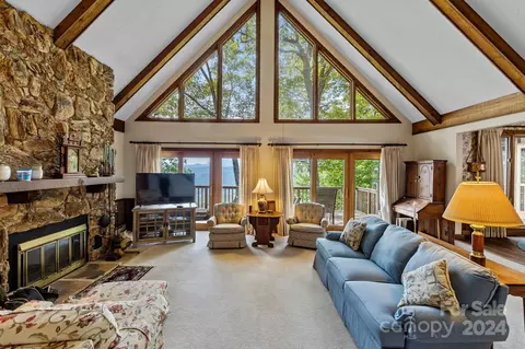 Living - 76 Panther Run, Brevard, NC 28712 photo 1 of 2