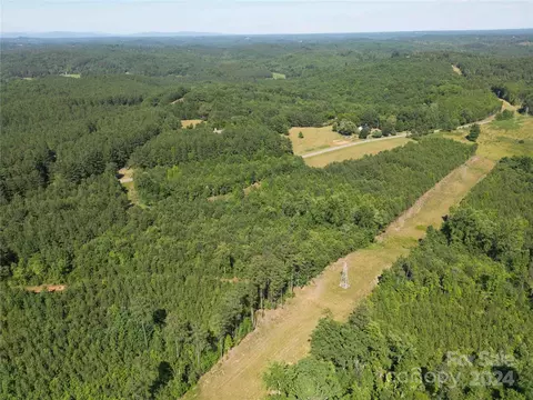 1071 Manus Chapel Rd, Mill Spring, NC 28756 photo 18