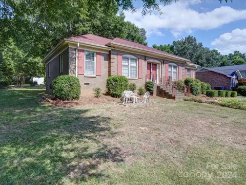 Exterior - 413 Brookgreen Dr, Monroe, NC 28112 photo 3 of 4