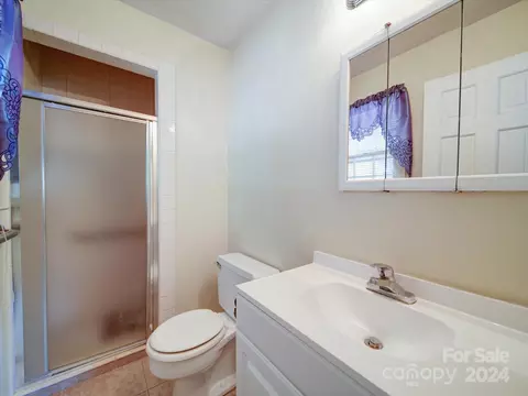 Bath - 413 Brookgreen Dr, Monroe, NC 28112 photo 1 of 2