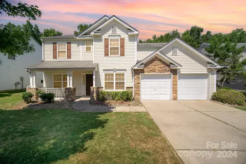 3918 Edgeview Dr, Indian Trail, NC 28079
