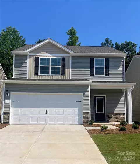 6421 Lowe Ln, Charlotte, NC 28214