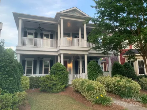 22015 Lady Glencirn Ct, Cornelius, NC 28031