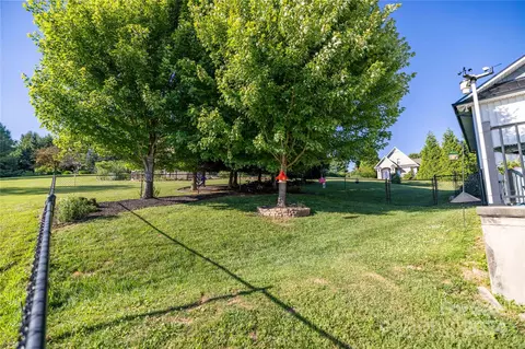 64 Hickory View Dr, Sparta, NC 28675 photo 43