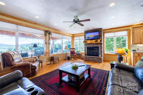 64 Hickory View Dr, Sparta, NC 28675 photo 12