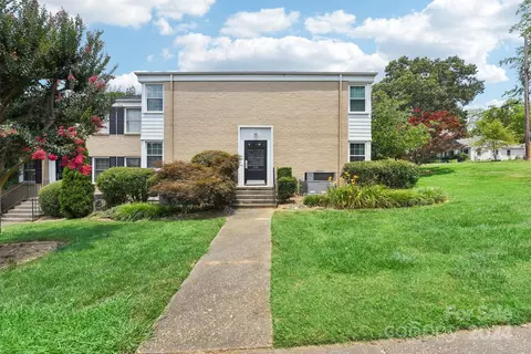 200 Wakefield A Dr #A, Charlotte, NC 28209