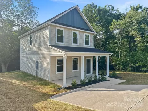2 Short St, Belmont, NC 28012