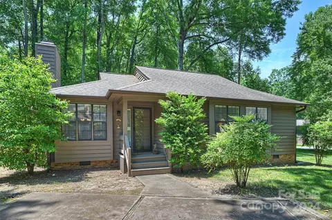 340 Jib Ct, Davidson, NC 28036