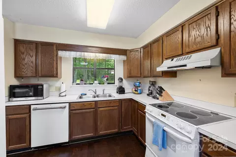 340 Jib Ct, Davidson, NC 28036 photo 10