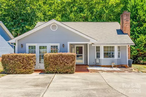2918 Cherry Blossom Ct, Fort Mill, SC 29715
