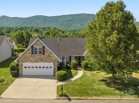 20 Dove Hollow Rd, Fletcher, NC 28732
