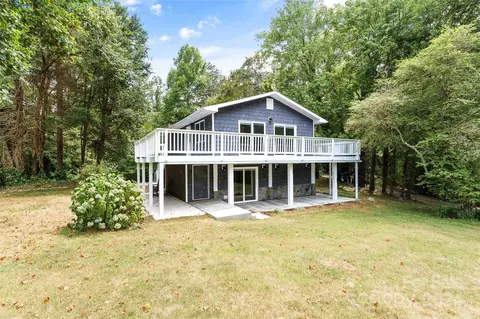 5496 Scotts Mountain Rd, Morganton, NC 28655