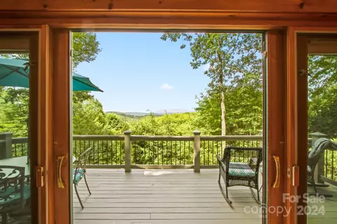 265 Overlook Hill Dr, Boone, NC 28607 photo 11