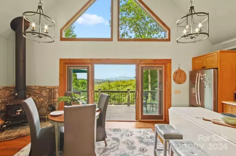 265 Overlook Hill Dr, Boone, NC 28607 photo 10