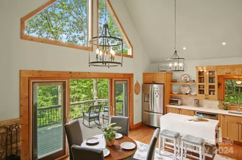 265 Overlook Hill Dr, Boone, NC 28607 photo 4