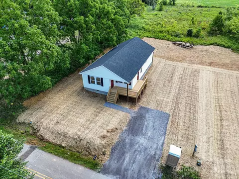 116 Spencer St, Clyde, NC 28721 photo 5