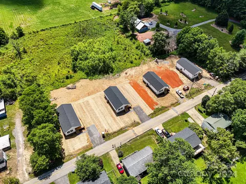 116 Spencer St, Clyde, NC 28721 photo 7