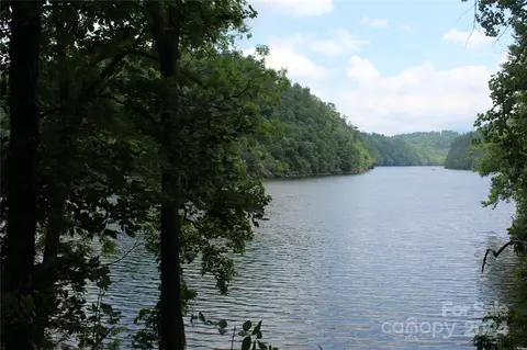 000 White Oak Rd, Waynesville, NC 28785