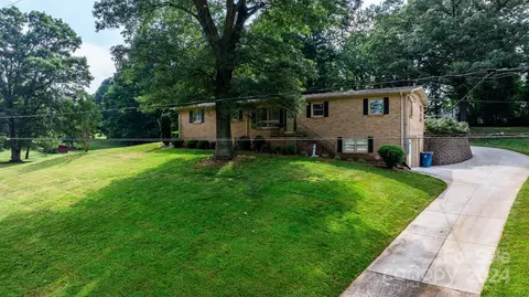 1225 33rd Street Ne Ln NE, Conover, NC 28613