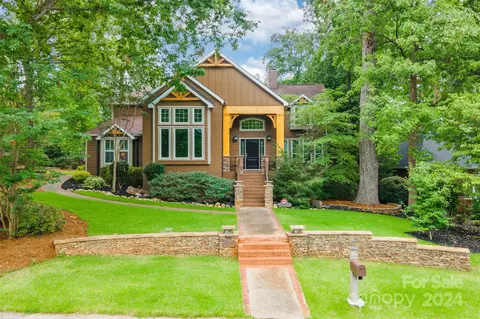 1643 Huntcliff Dr, Rock Hill, SC 29732