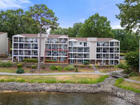 20357 Harborgate 207 Ct #207, Cornelius, NC 28031 photo 2