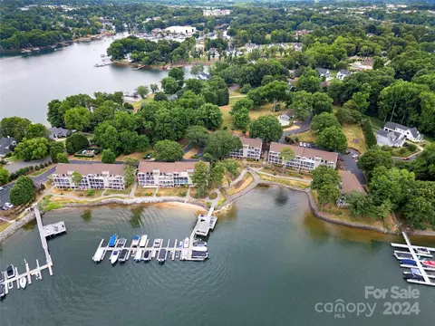 20357 Harborgate 207 Ct #207, Cornelius, NC 28031