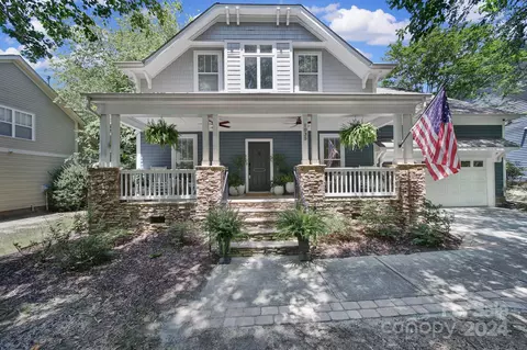1035 Windsong Bay Ln, Tega Cay, SC 29708